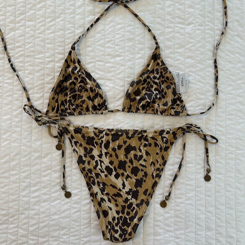 Spell- Belle Mare Triangle top - Picture 2 of 6